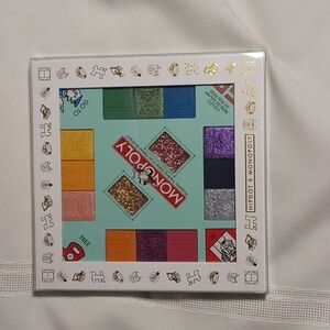 HipDot x  Mon$y Moves Monopoly Eyeshadow Palette - Vibrant Colors